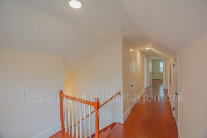 513 Savannah Hwy - Photo 3 of 15