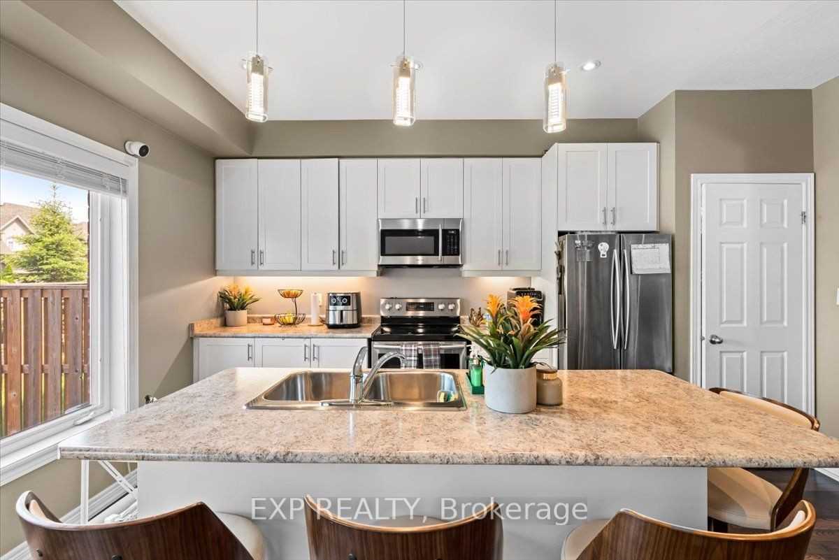 55 Madonna Drive - Photo 3 of 16