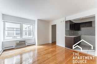6830 N Sheridan Rd #562 - Photo 1 of 1