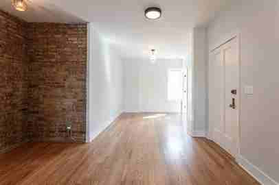 4007 North Lowell Avenue - Photo 3 of 12