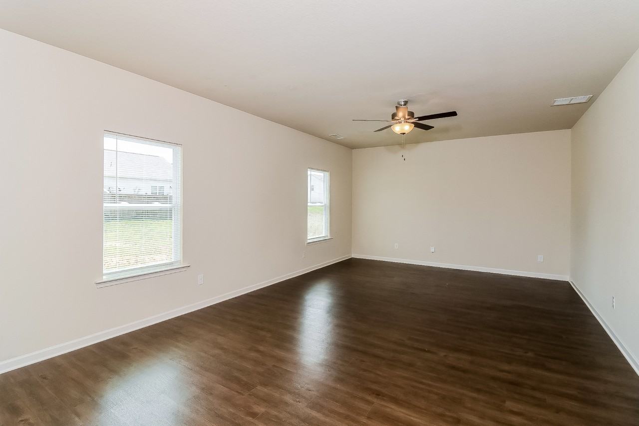 149 Innis Brook Cir - Photo 2 of 28