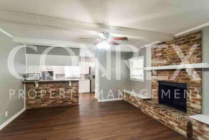 3318 Wiley Rd - Photo 3 of 14