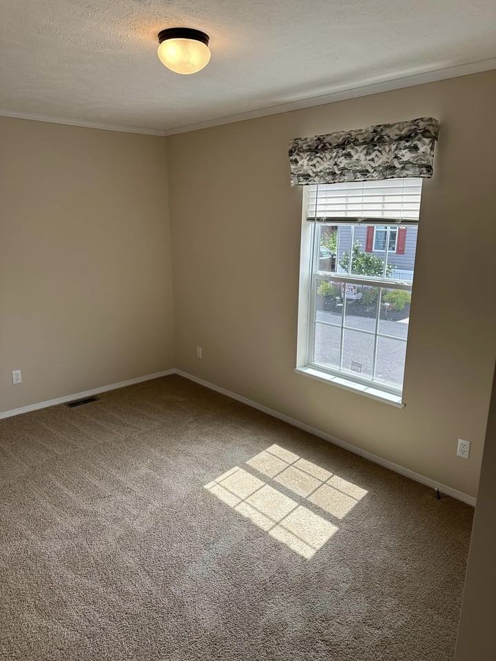 13159 Chardon Windsor Rd #NA - Photo 2 of 9