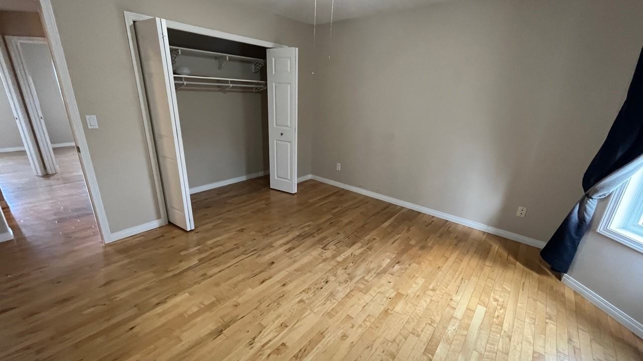 4722 39 St #1 - Photo 6 of 19