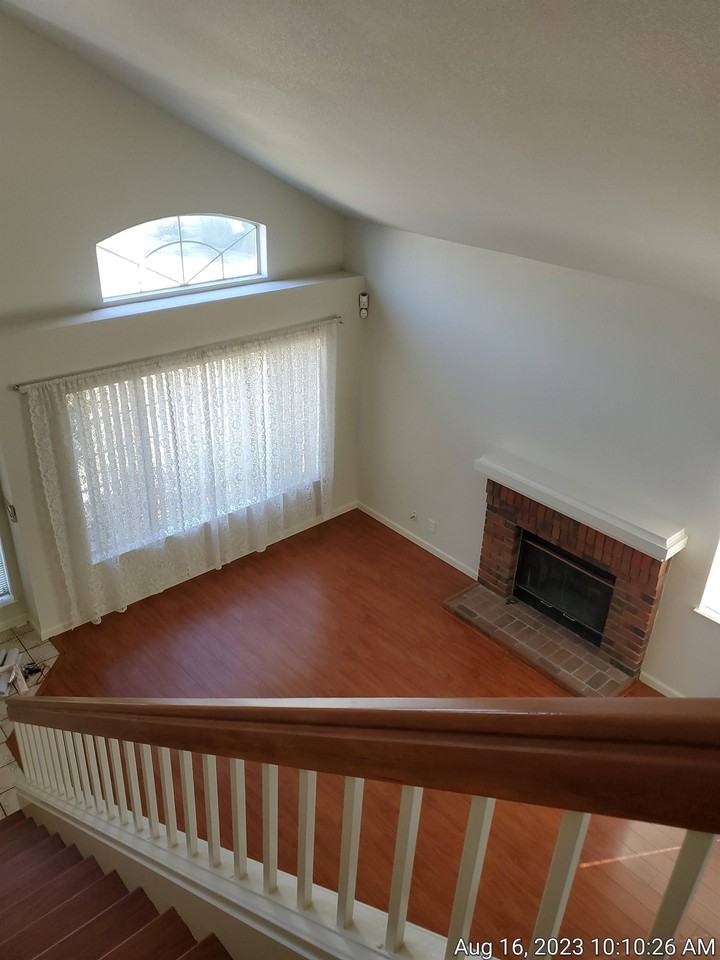 562 Costigan Cir #1 - Photo 3 of 13