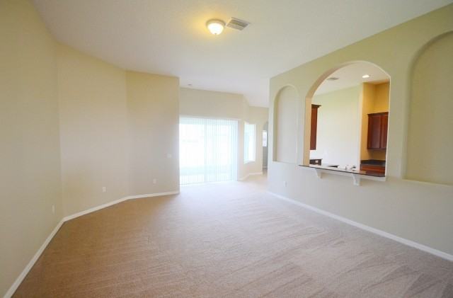 4429 Creekside Dr - Photo 3 of 11