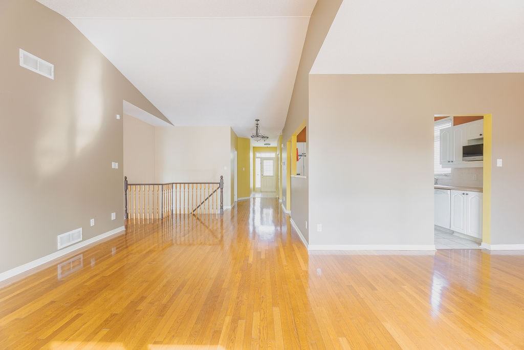 104 Bartlett Private - Photo 5 of 30