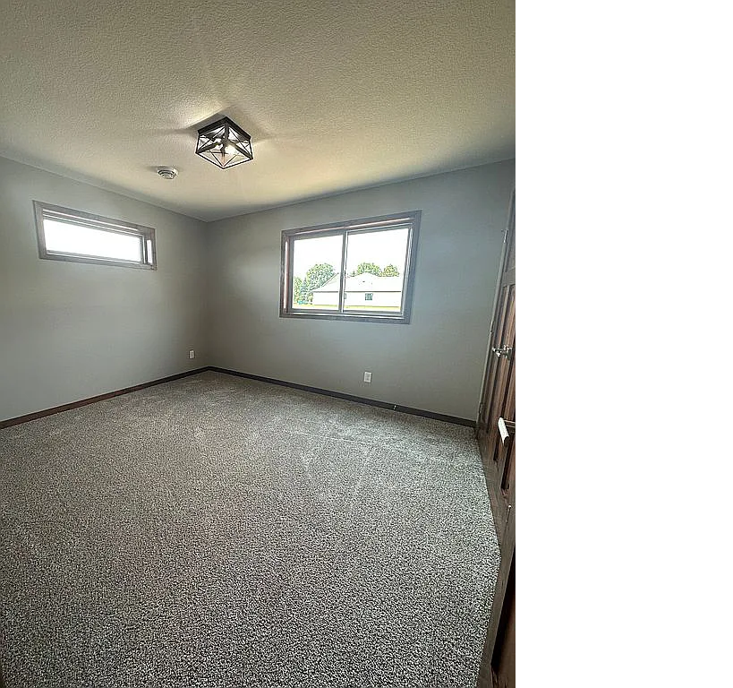 14997 Weston Cir - Photo 2 of 10