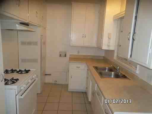 44417 Beech Ave - Photo 2 of 3
