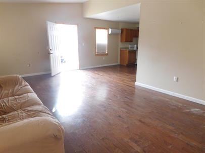 145 S Jackson St - Photo 3 of 5