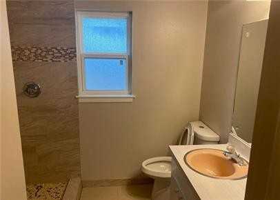 200 Uecker - Photo 3 of 10
