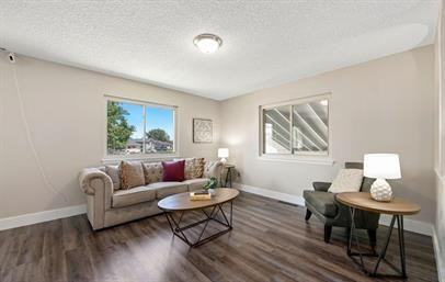 1234 King Ct - Photo 3 of 15