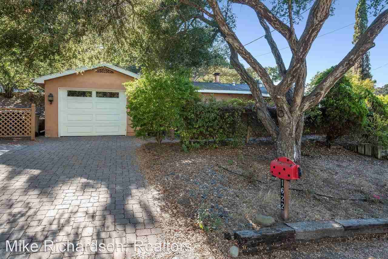 1622 Calle Canon - Photo 2 of 20