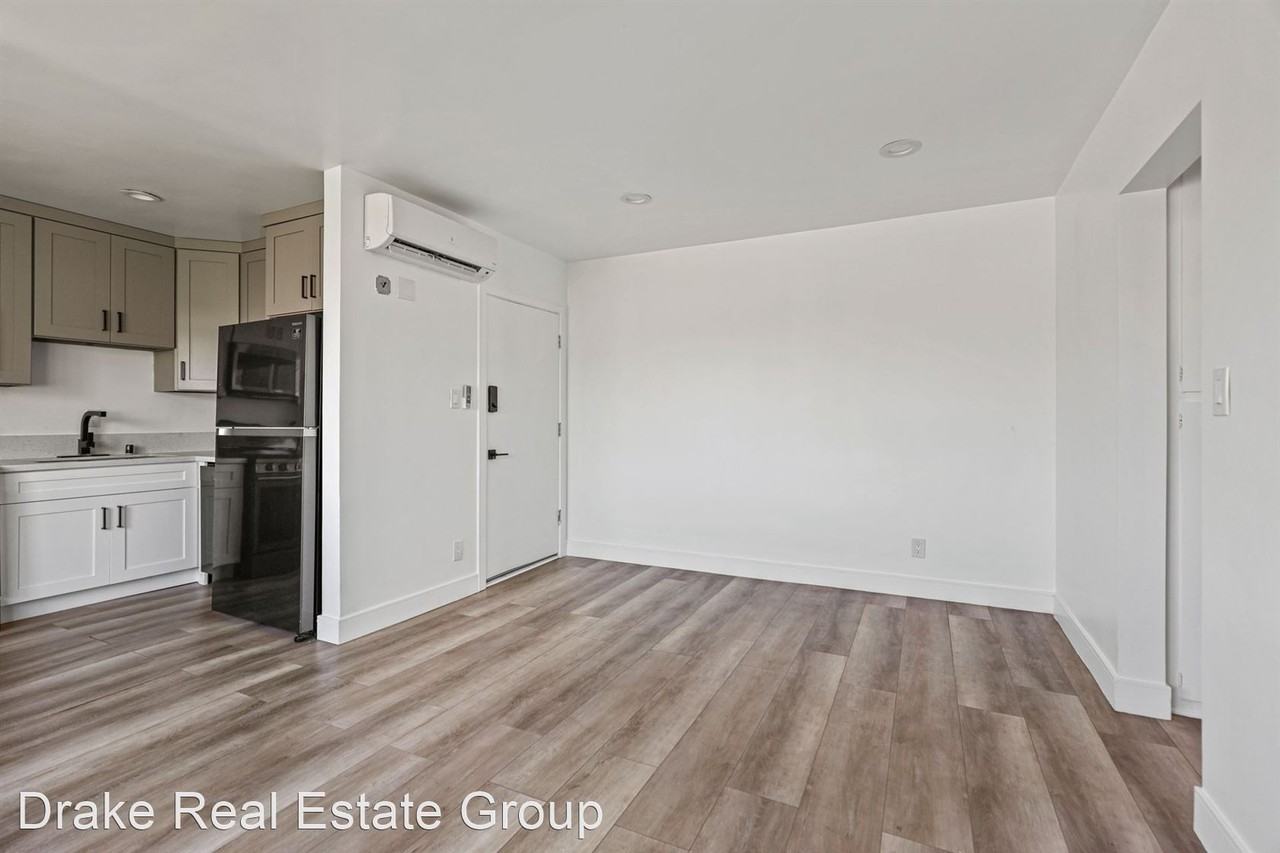 2511 Pennsylvania Avenue - Photo 2 of 18