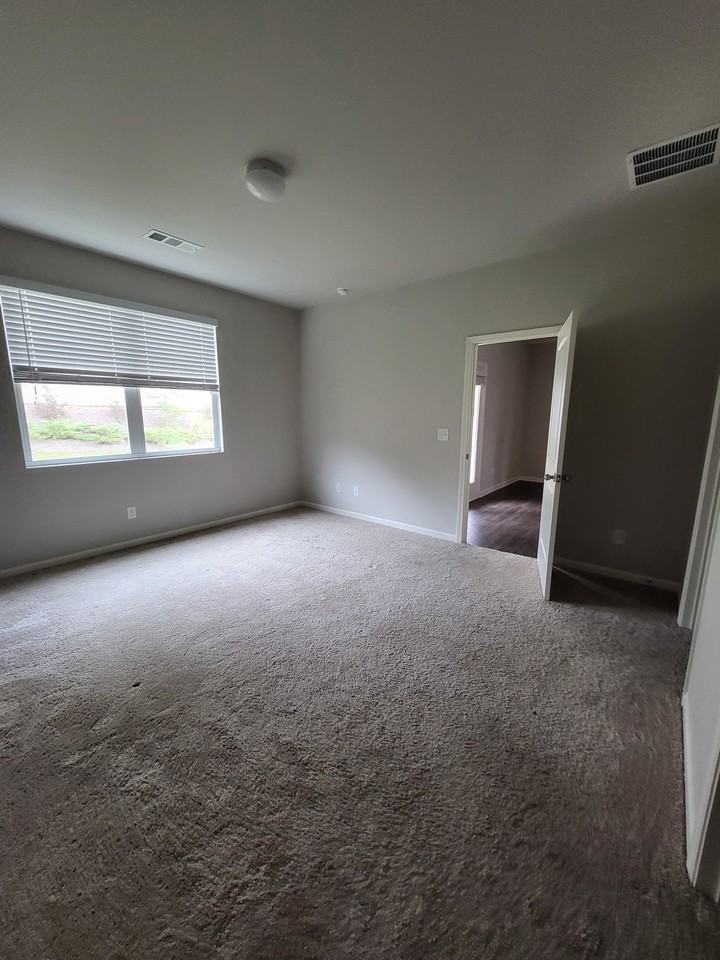 5707 Screech Owl Dr - Photo 3 of 30