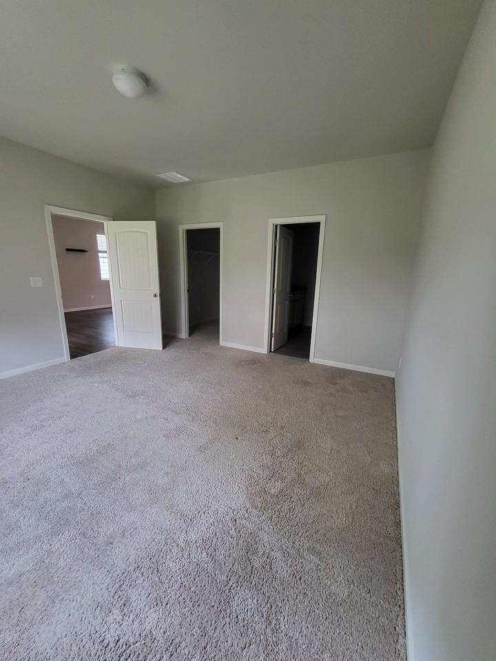 5707 Screech Owl Dr - Photo 4 of 30