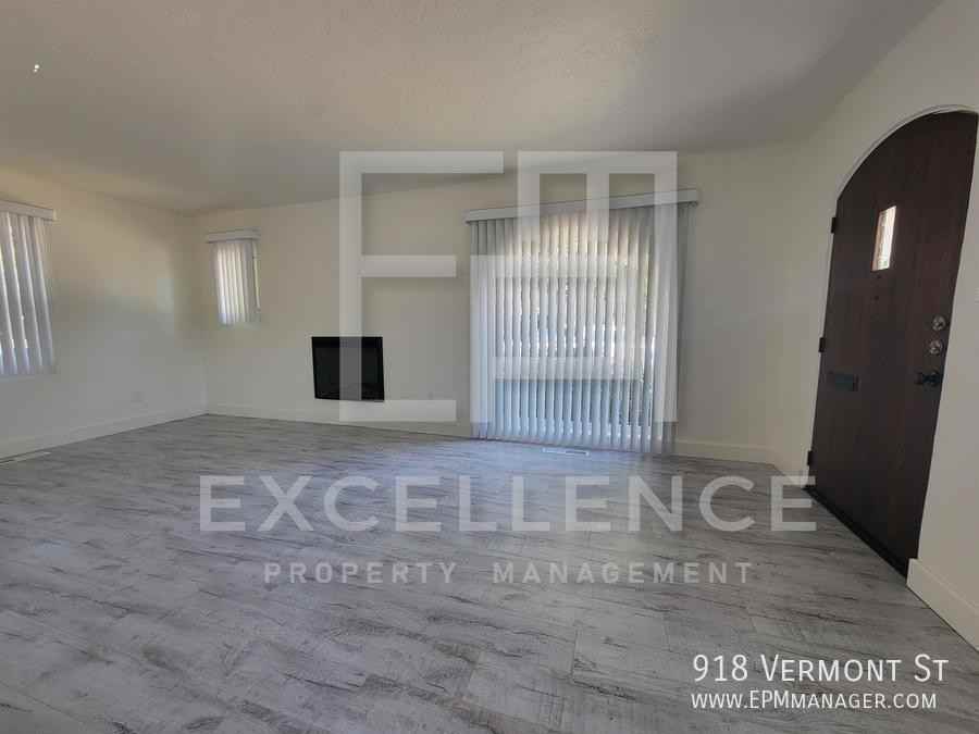 918 Vermont St - Photo 3 of 16