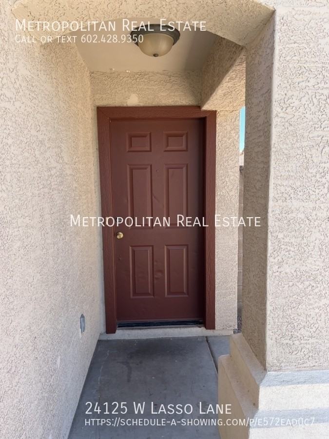 24125 W Lasso Ln - Photo 2 of 27