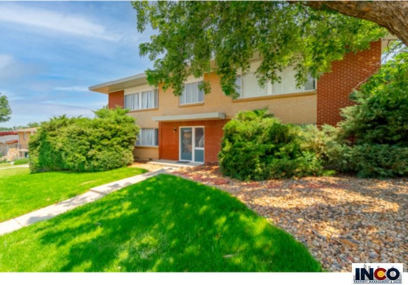 5586 S Grant St - Photo 2 of 9