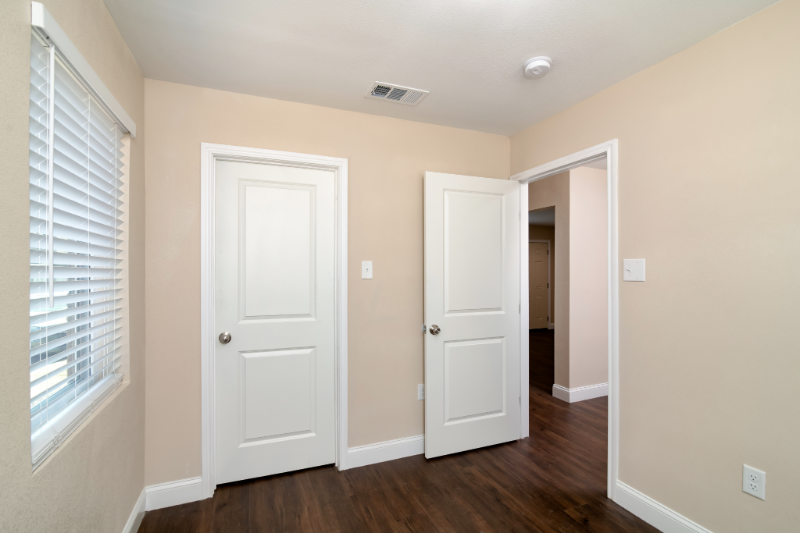 1900 Melrose St - Photo 7 of 11