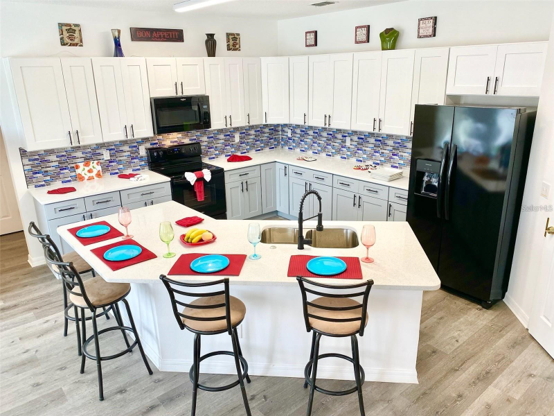 625 Kettering Rd - Photo 2 of 7