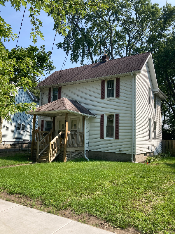 623 W Main St #1
