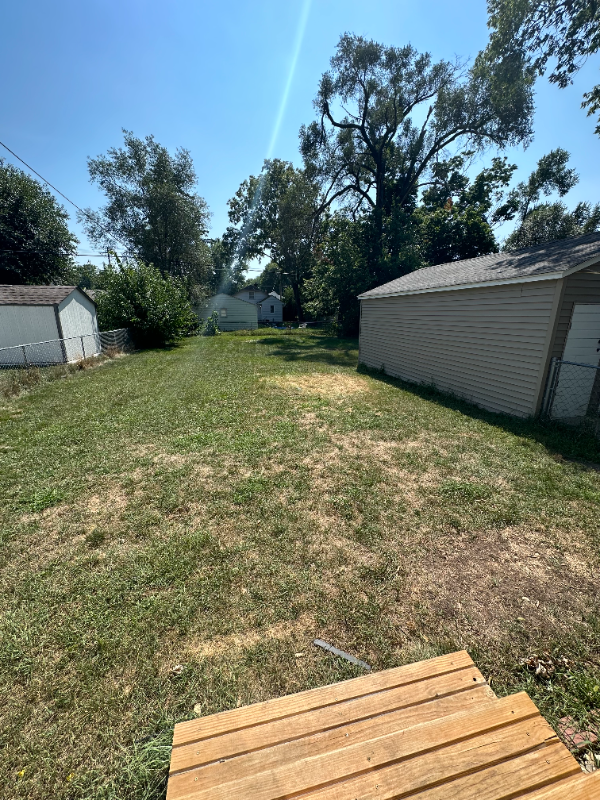 633 Merrill Ave - Photo 2 of 15
