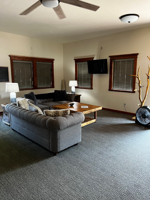 112 S Main St #C - Photo 2 of 5