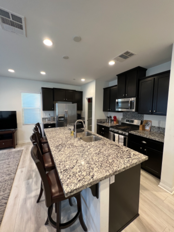 3827 Grant St - Photo 2 of 25