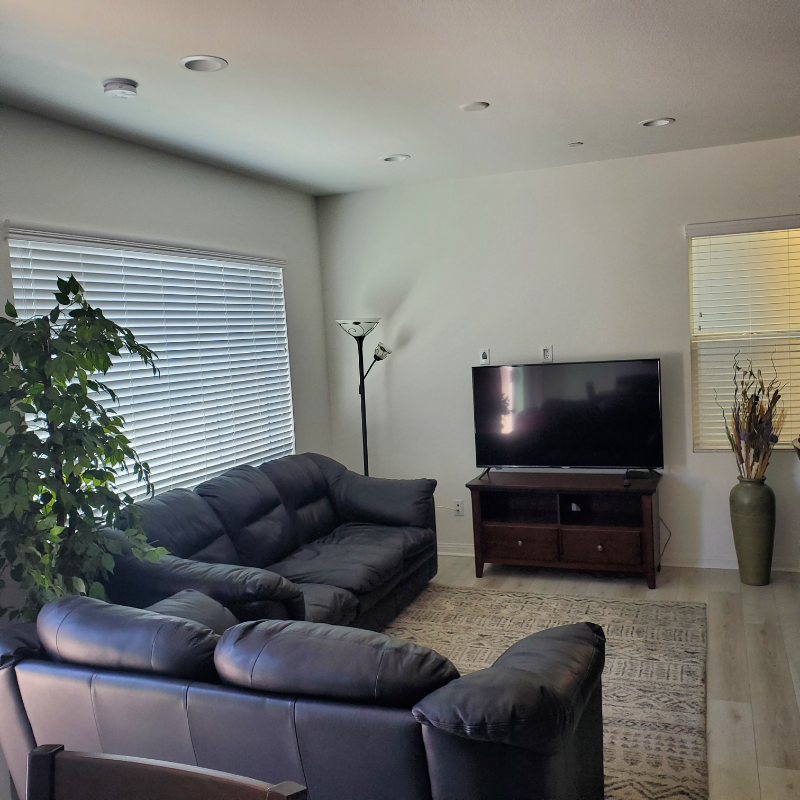 3827 Grant St - Photo 6 of 25