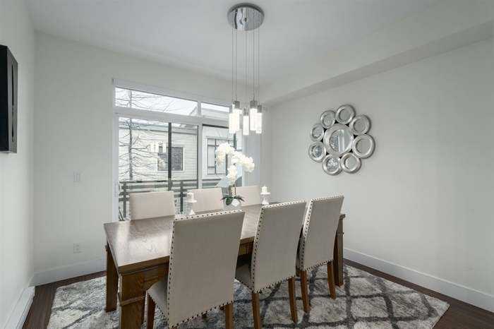 9989 Barnston Drive East - Photo 4 of 13