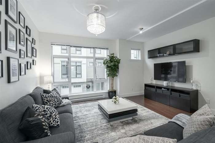 9989 Barnston Drive East - Photo 5 of 13