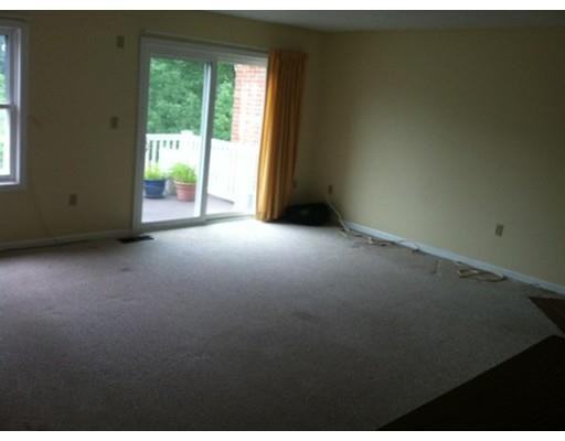 28 Breakwater Cove #28 - Photo 3 of 19