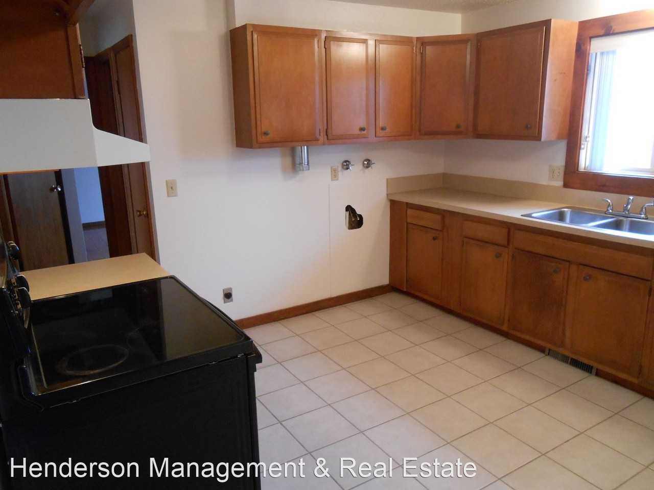 5002-5004 South Iowa Avenue - Photo 3 of 10