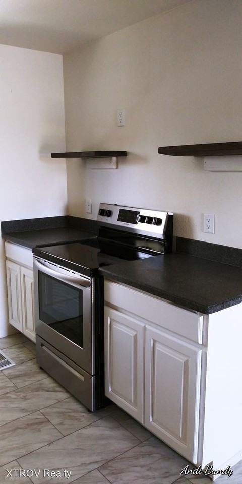 107 E. Downey - Photo 3 of 13