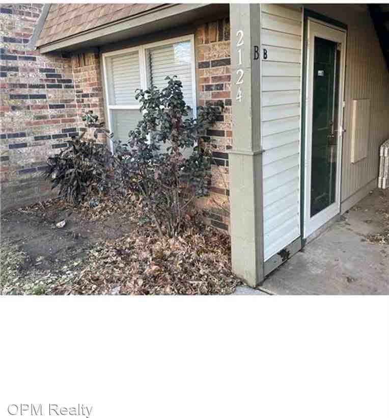 2124 W Brooks St B, Norman, OK 73069 2 Bedroom Condo for 745/month
