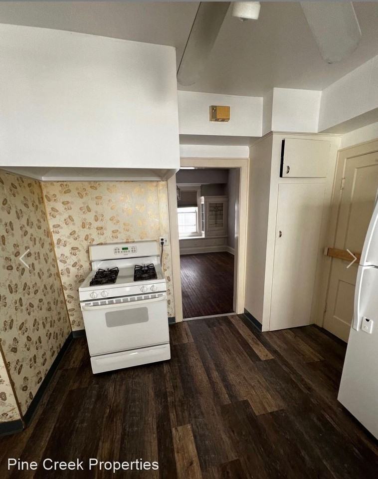 2672 E. 128th Street - Photo 2 of 17