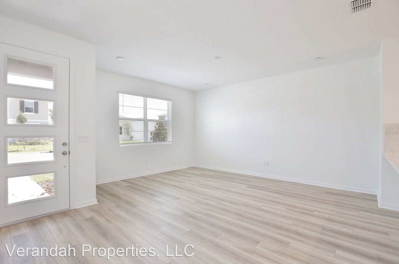 11768 Sunsail Ave - Photo 3 of 36