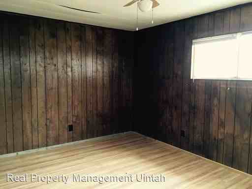 731 E 1000 N - Photo 3 of 16