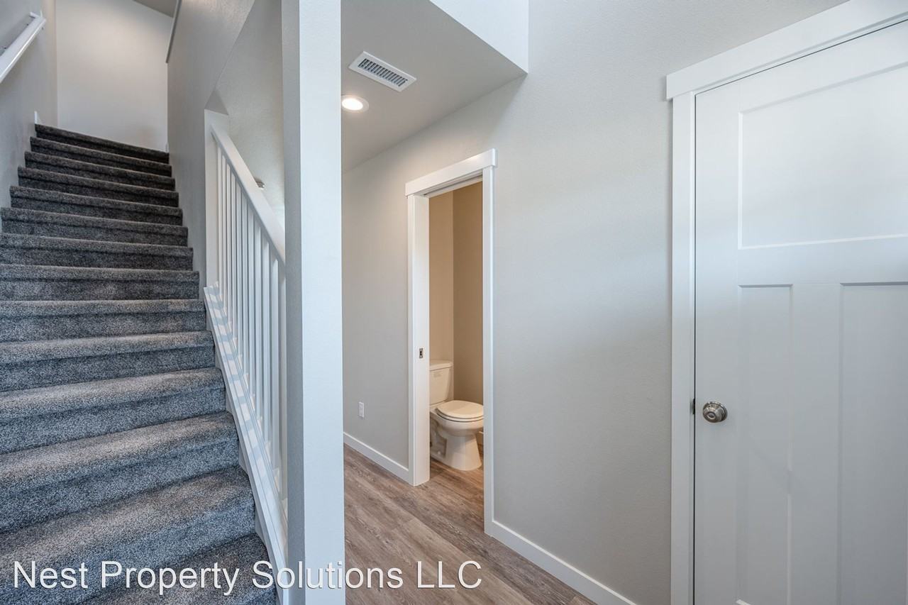 324/326 W 6th St. - Photo 3 of 35