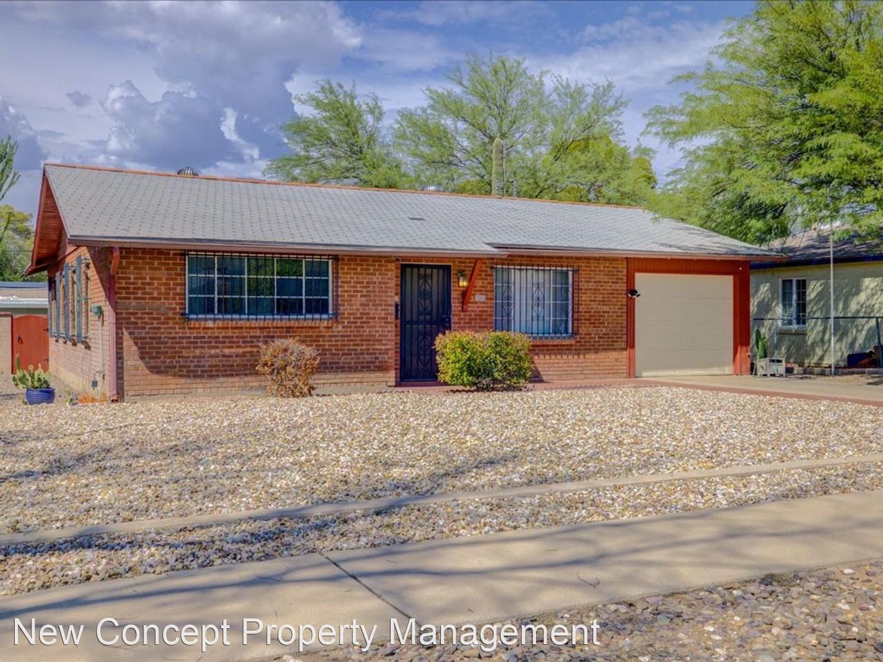 2553 E Beverly Dr - Photo 3 of 27