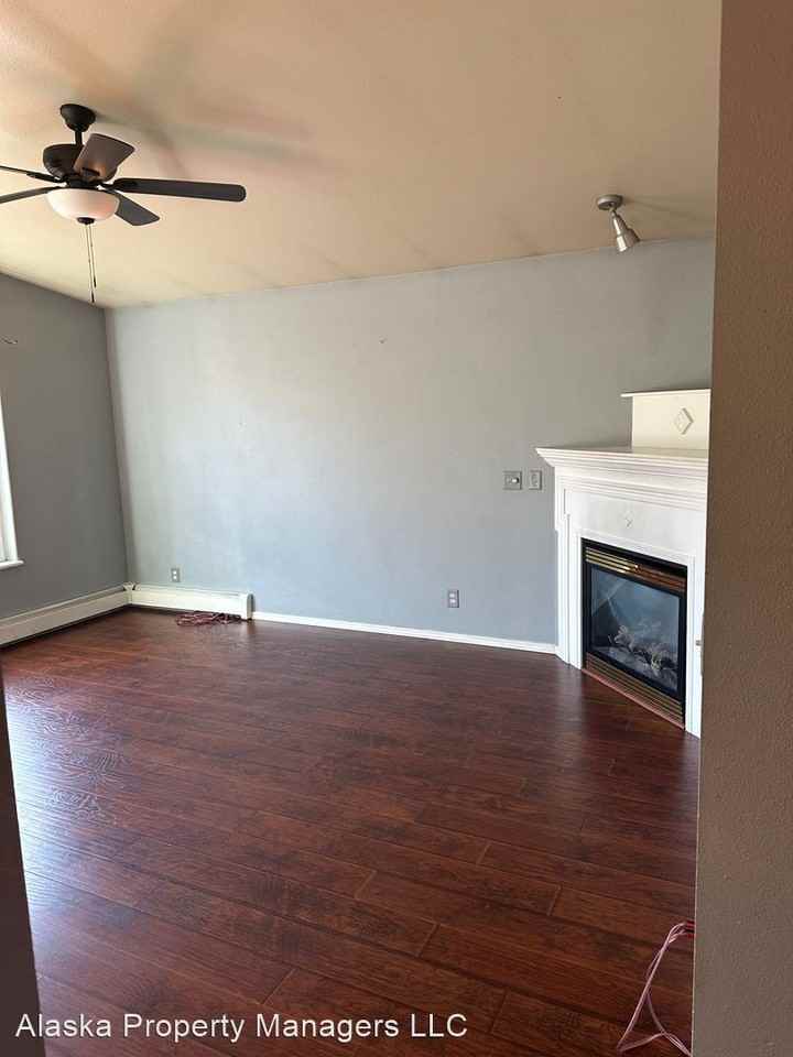 16243 Ursa Minor Cir - Photo 3 of 28