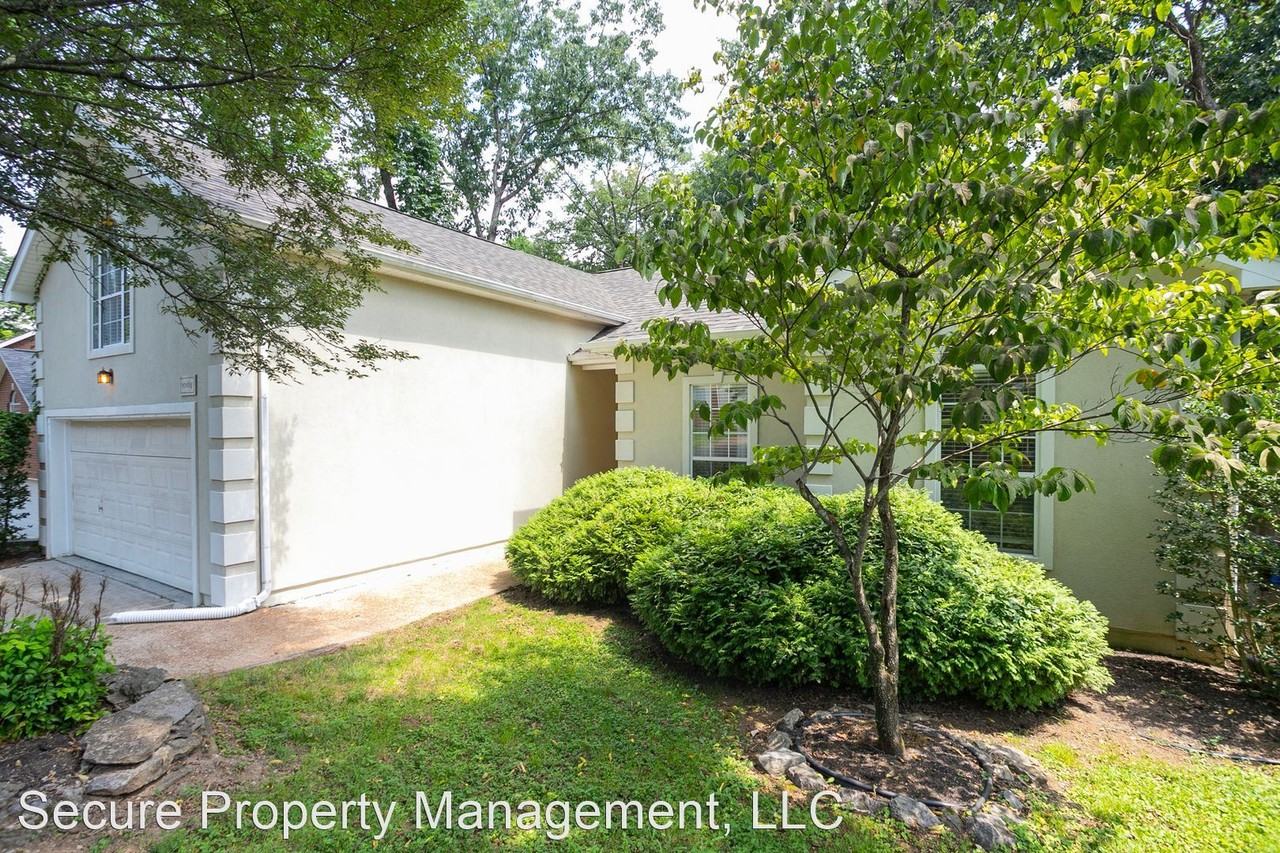 1004 Elmshade Ln - Photo 3 of 41