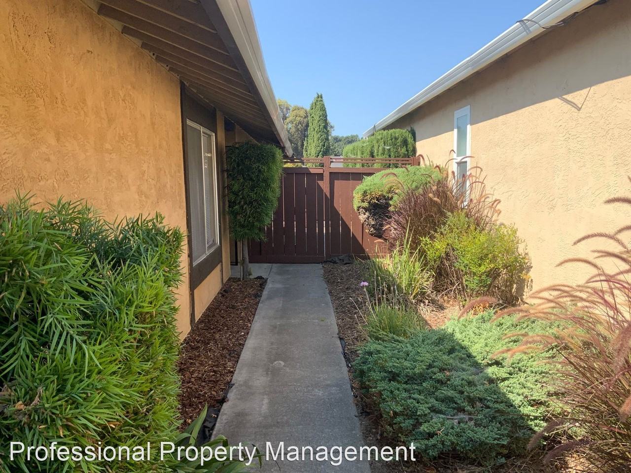 108 Bonita Ct - Photo 3 of 18