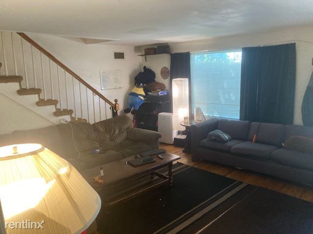 37 Castle St - Photo 2 of 7
