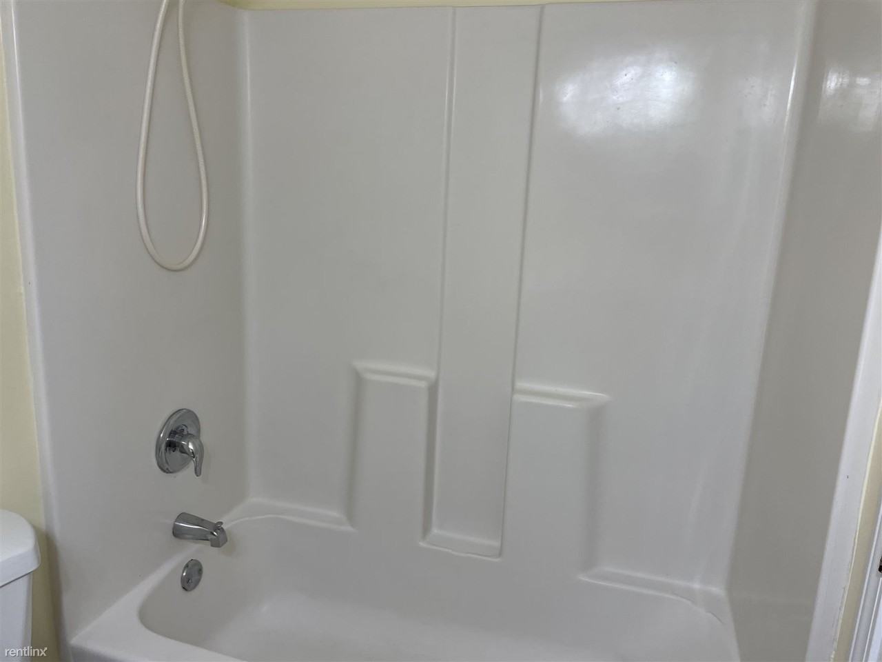 6910 Damascus Rd - Photo 3 of 19