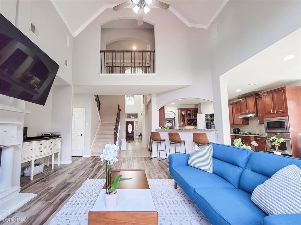 26227 Salt Creek Ln - Photo 2 of 12