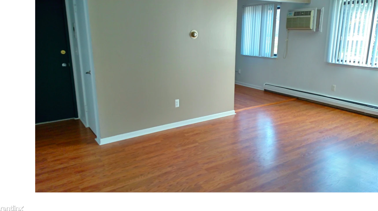 Colonial Place Apartments - Photo 2 of 10