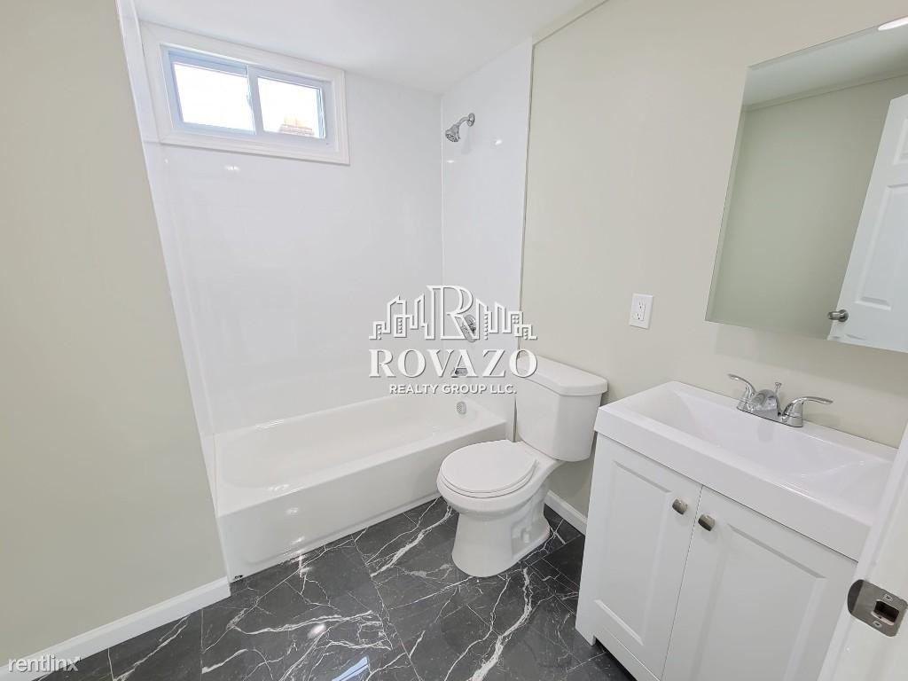 169 Goodwin Ave - Photo 3 of 5