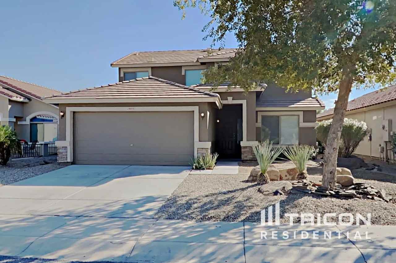 25653 W Dunlap Rd - Photo 2 of 32